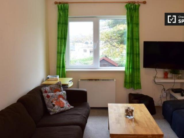 Apartment to rent in Bluebell, North Tipperary