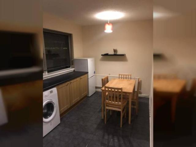 Apartment to rent in Bluebell, North Tipperary