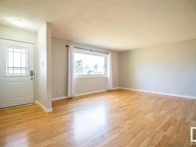 Apartment for rent in Wedgewood, Alberta