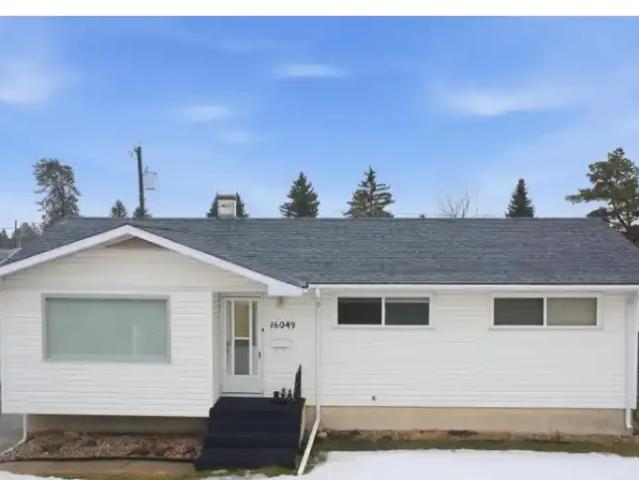 Apartment for rent in Wedgewood, Alberta