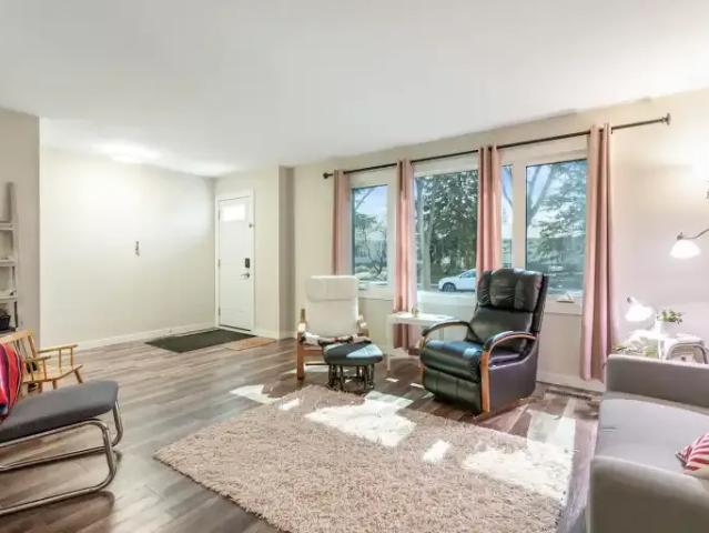 Apartment for rent in Wedgewood, Alberta