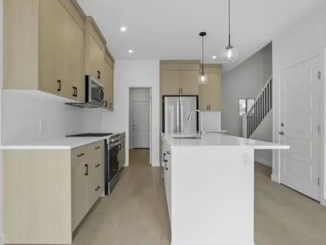 Apartment for rent in Wedgewood, Alberta