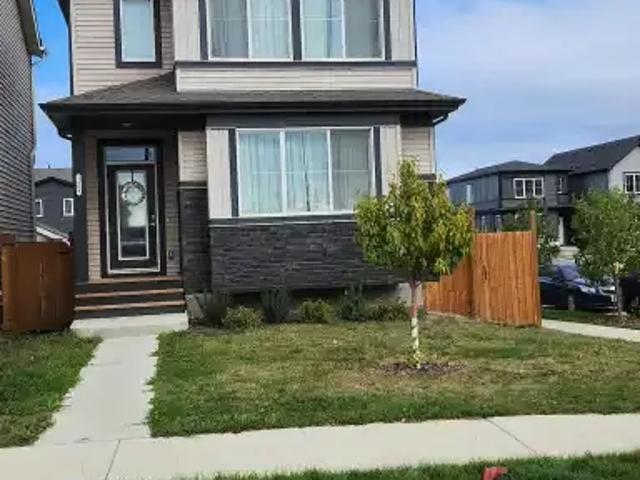 Apartment for rent in Wedgewood, Alberta
