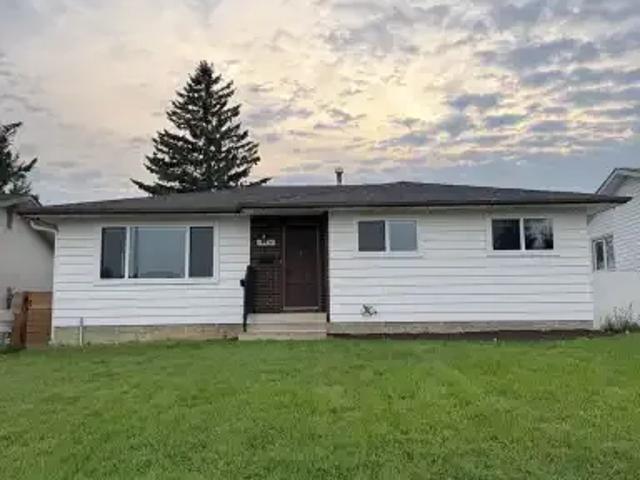 Apartment for rent in Wedgewood, Alberta