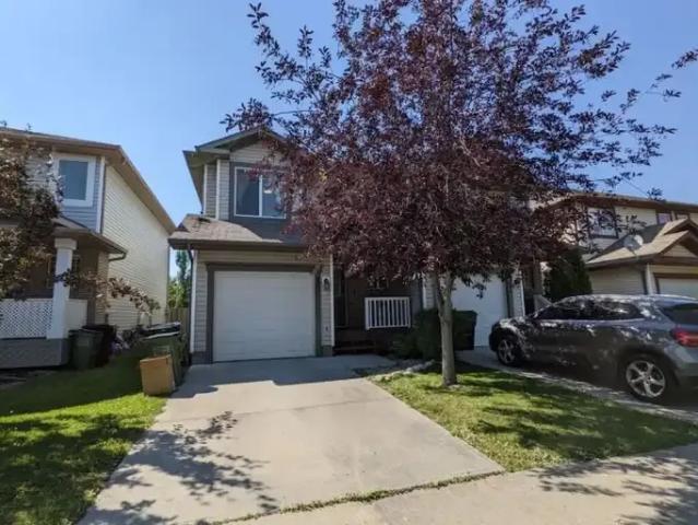 Apartment for rent in Wedgewood, Alberta