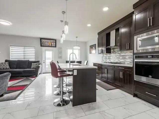 Apartment for rent in Laurel, Edmonton