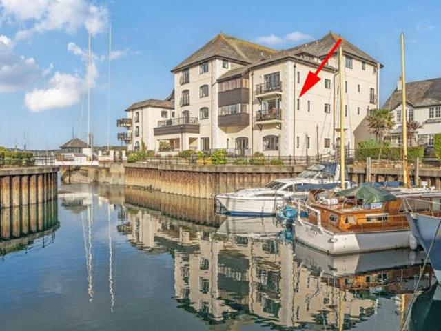 Apartment for sale in Falmouth, Cornwall