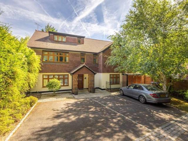 Apartment for sale in Gerrards Cross, Tatling End