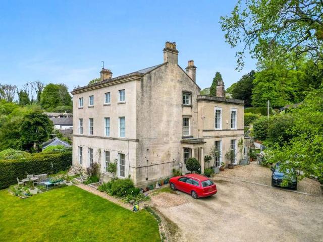 Apartment for sale in Thrupp, School House