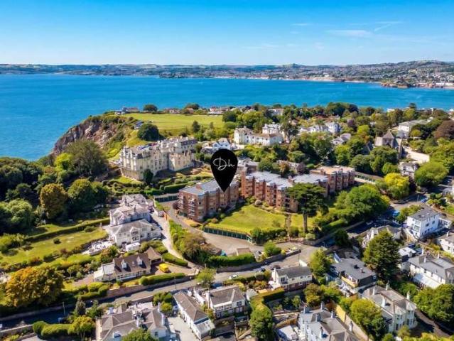 Apartment for sale in Babbacombe