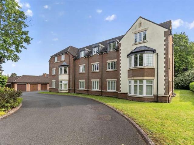 Apartment for rent in Four Oaks, West Midlands