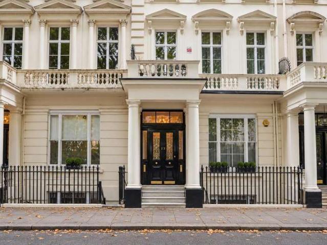 Apartment for sale in City of Westminster, Greater London