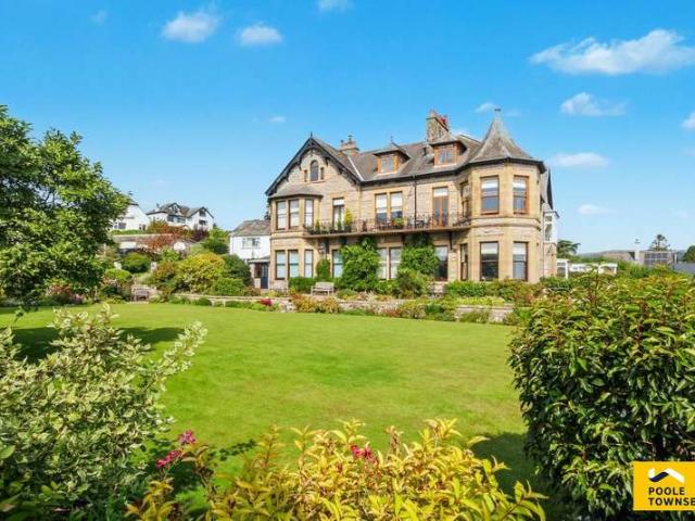 Apartment for sale in Grange-over-sands
