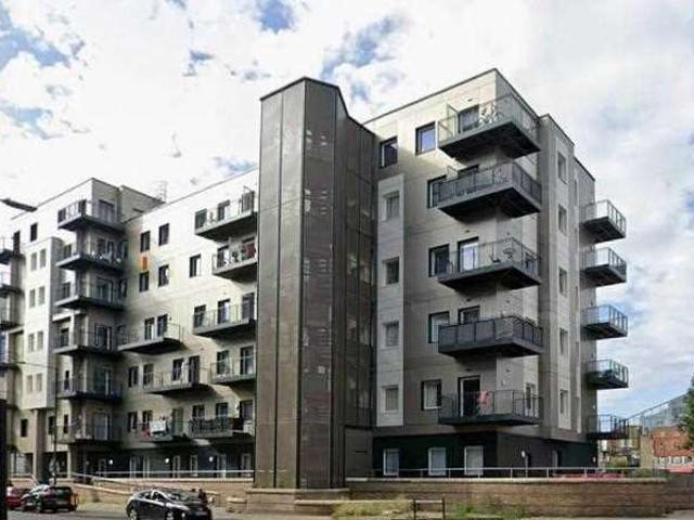 Apartment for sale in Slough