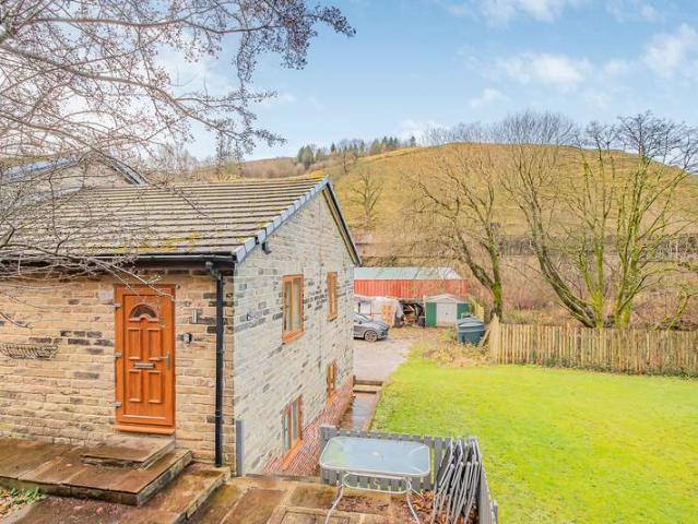 Apartment for sale in Todmorden, Walsden