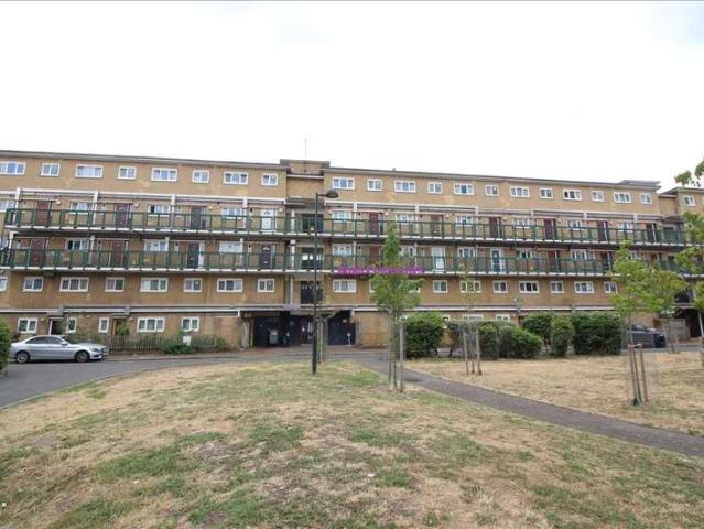 Apartment for sale in Isle Of Dogs, Cubitt Town