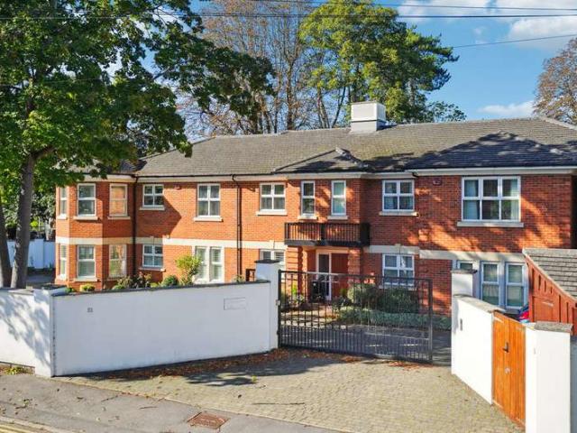 Apartment for sale in North Town, Maidenhead