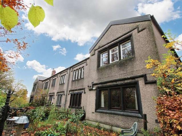 Apartment for sale in Clough, Burnedge