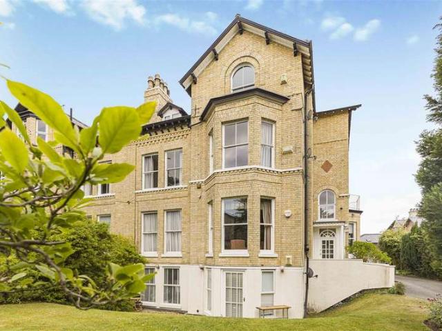 Apartment for sale in Trafford Park, Greater Manchester
