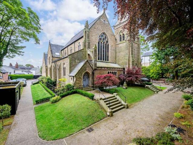 Apartment for sale in Trafford Park, Greater Manchester