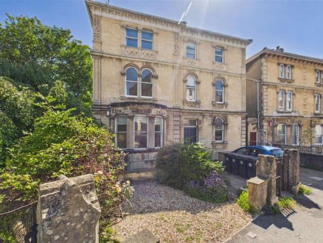 Apartment for sale in Hotwells, Feckenham