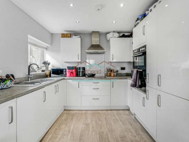 Apartment for sale in Rushden