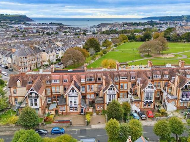 Apartment for sale in Lipson, Mount Wise