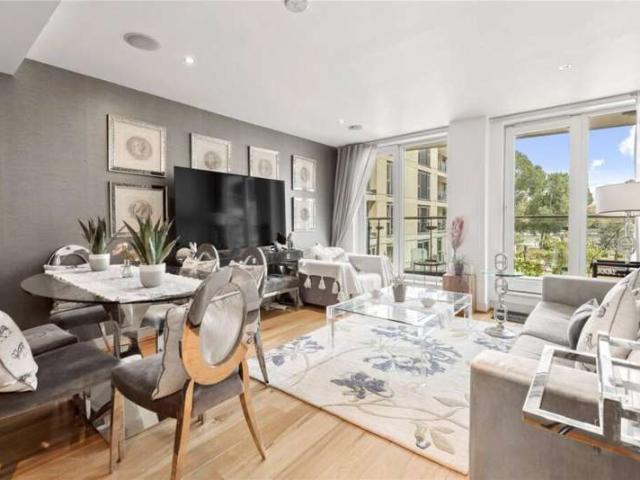 Apartment for sale in Imperial Wharf, Greater London