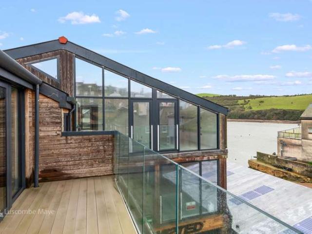 Apartment for sale in Strode, Devon