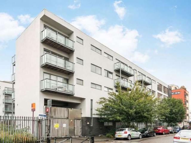 Apartment for sale in Bermondsey, Greater London