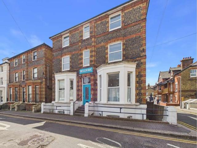 Apartment for sale in Upton, Acol