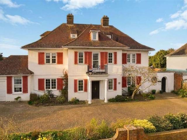 Apartment for sale in Morehall, Folkestone and Hythe