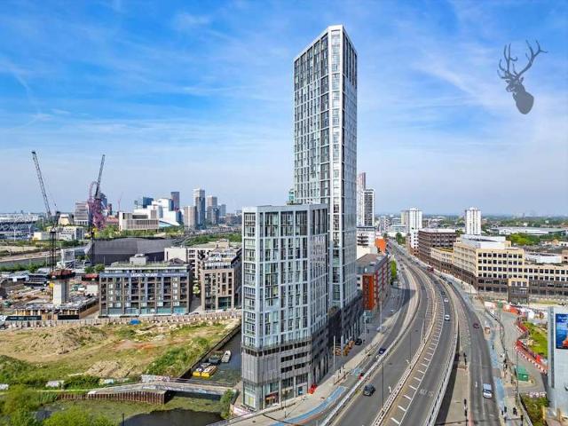 Apartment for sale in Stratford Marsh, Greater London
