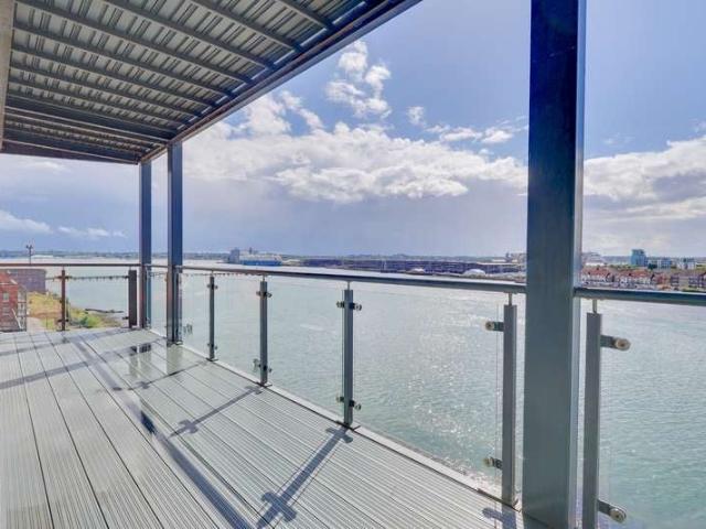 Apartment for sale in Woolston, City Of Southampton