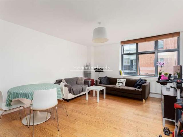 Apartment for sale in Shoreditch, Greater London
