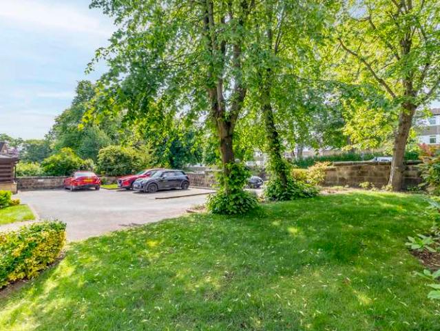 Apartment for sale in Low Harrogate, Harrogate