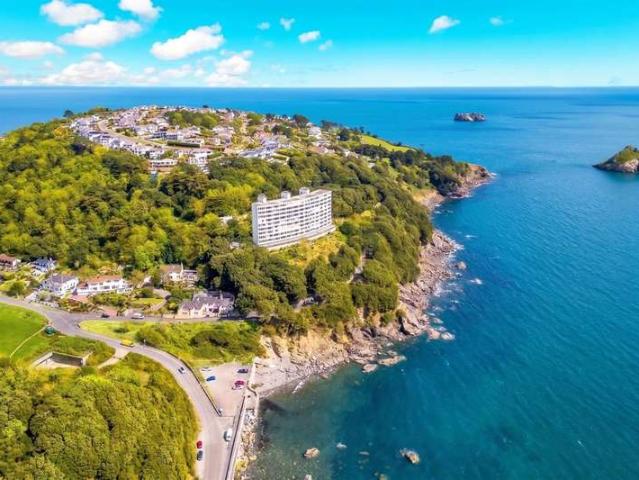Apartment for sale in Babbacombe