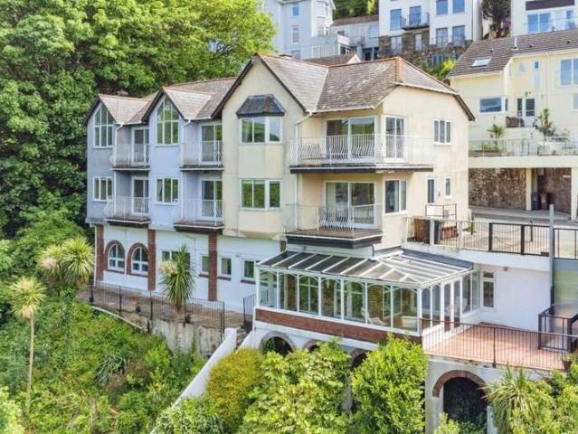 Apartment for sale in Strode, Devon