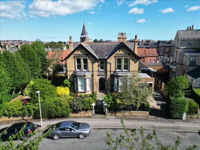 Apartment for sale in South Cliff, Kepwick