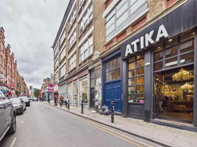 Apartment for sale in Spitalfields, Greater London