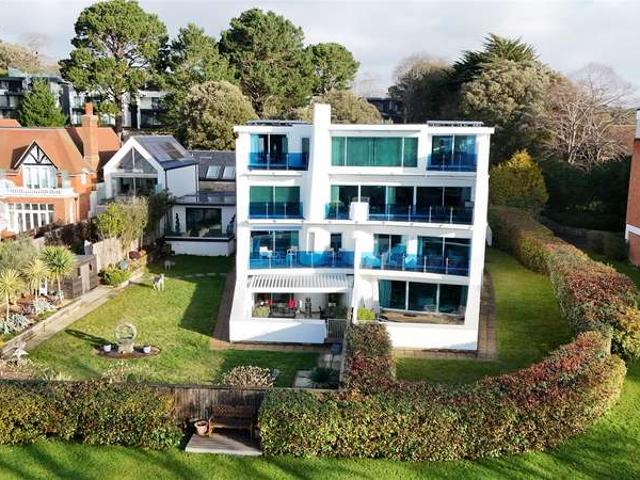 Apartment for sale in Lilliput, Poole