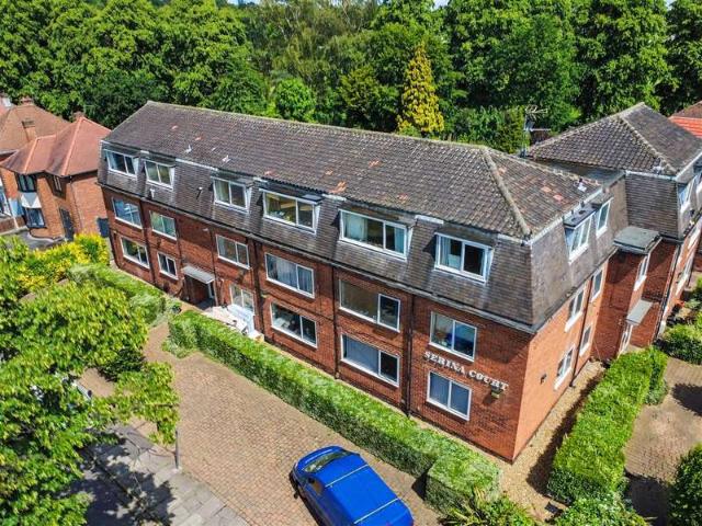 Apartment for sale in Attenborough, East Midlands