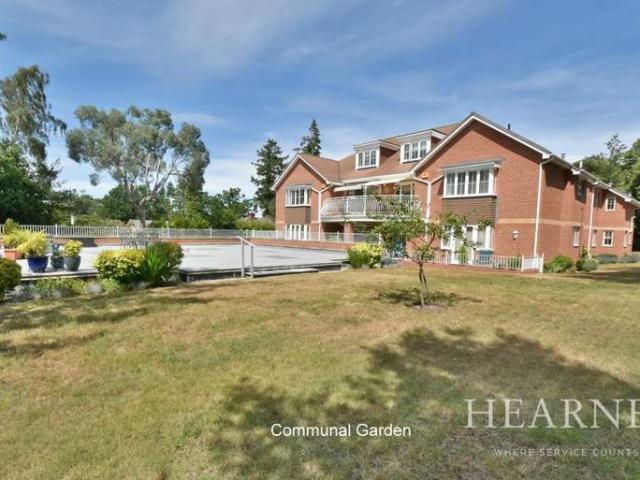 Apartment for sale in Ferndown, East Dorset