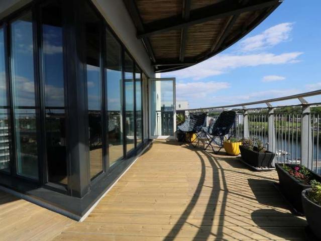 Apartment for sale in Cardiff International Sports Village, Falcon Lodge