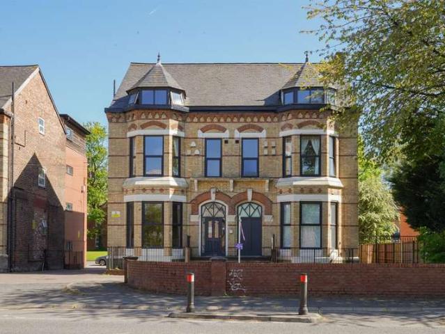 Apartment for sale in Old Trafford, Trafford Park
