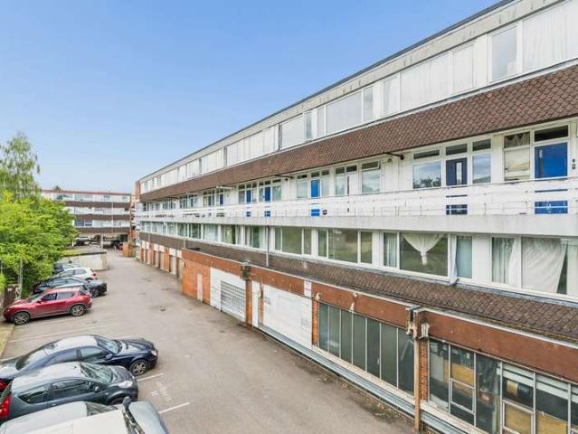 Apartment for sale in King's Walden, Hertfordshire