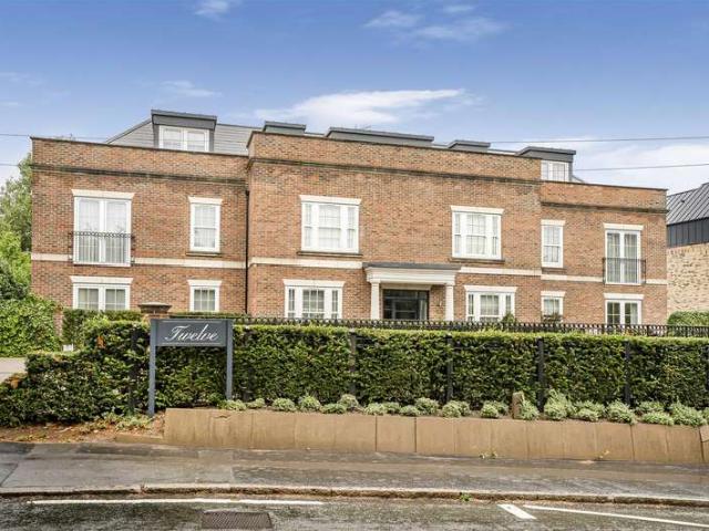 Apartment for sale in Radlett, Hertfordshire