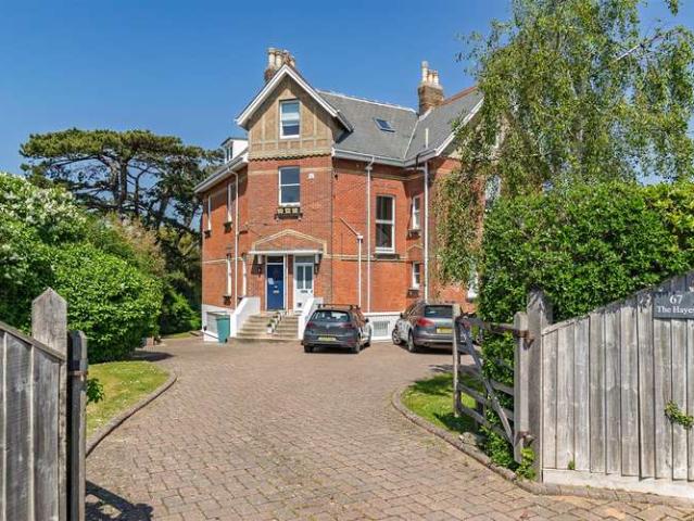 Apartment for sale in Cowes, Isle Of Wight
