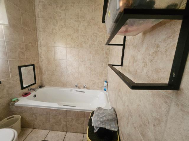 Apartment for sale in Ekurhuleni, Gauteng