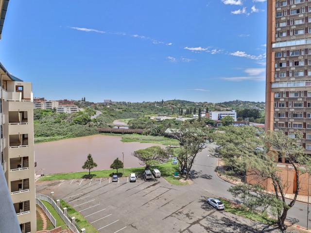 Apartment for sale in Kingsburgh, Kwazulu-natal